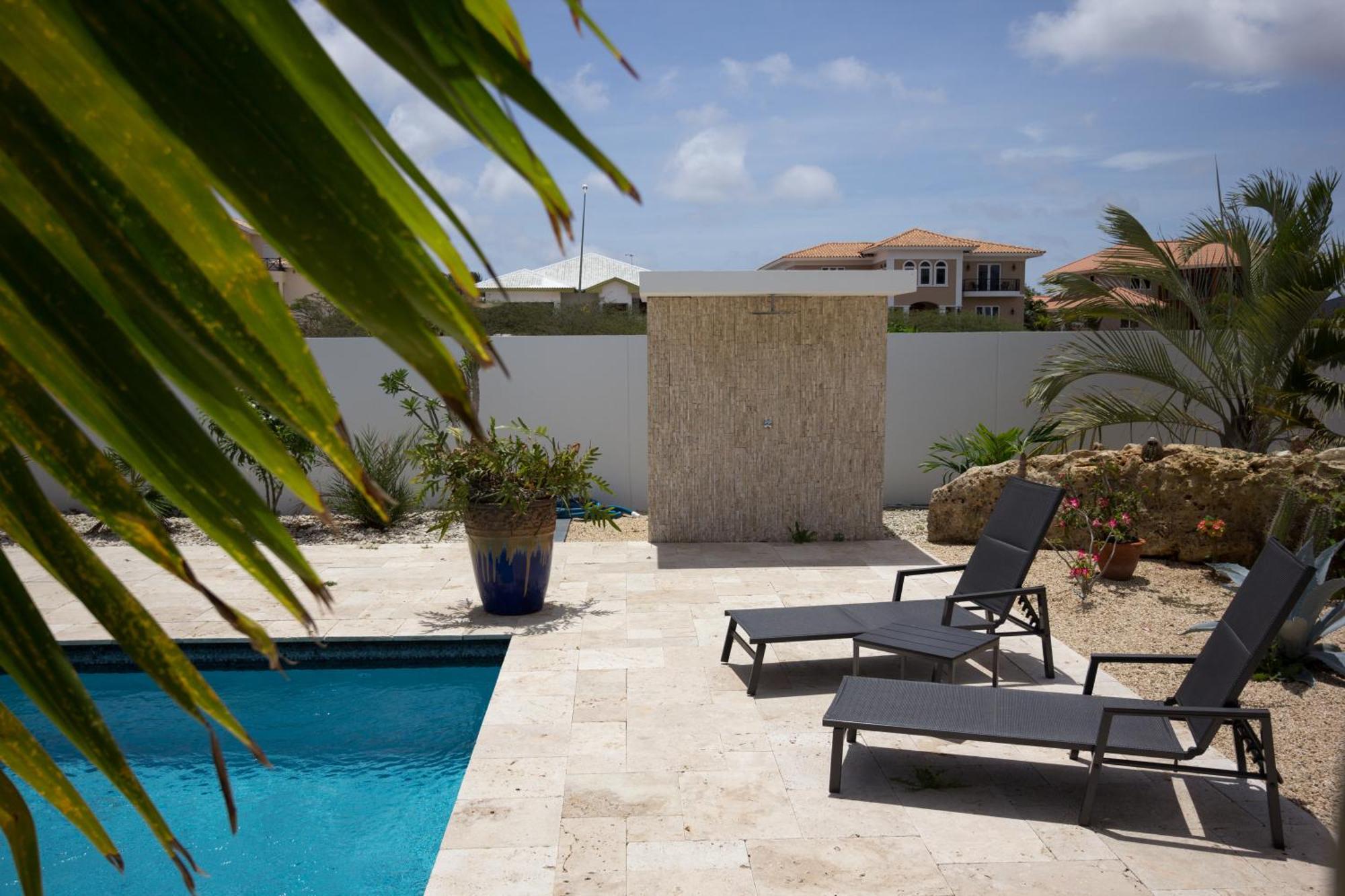 Goudhaen Luxury Private Apartments Jan Thiel Beach Zewnętrze zdjęcie