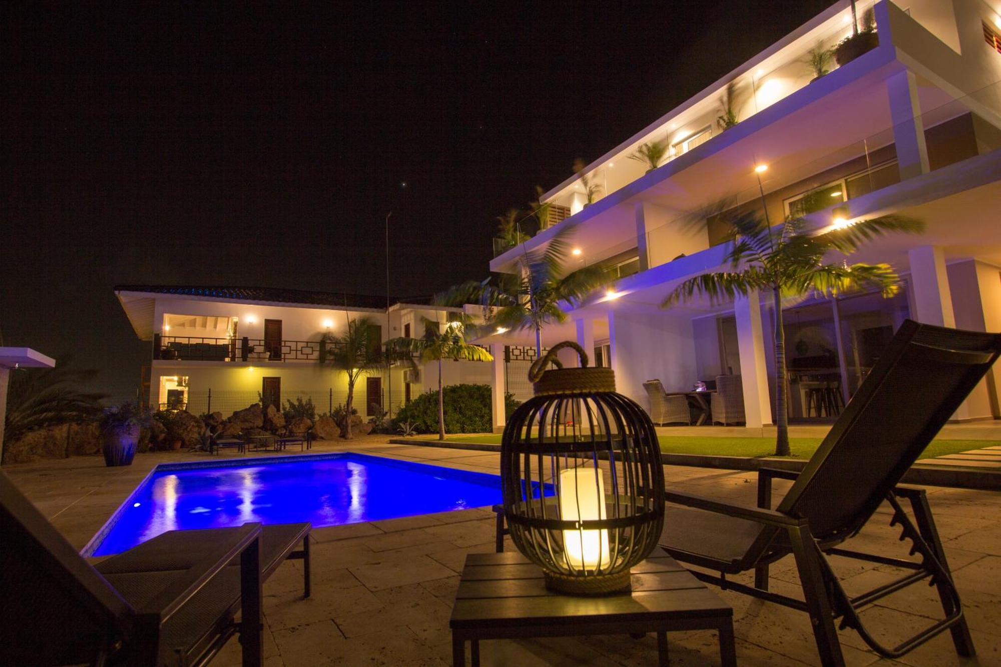 Goudhaen Luxury Private Apartments Jan Thiel Beach Zewnętrze zdjęcie