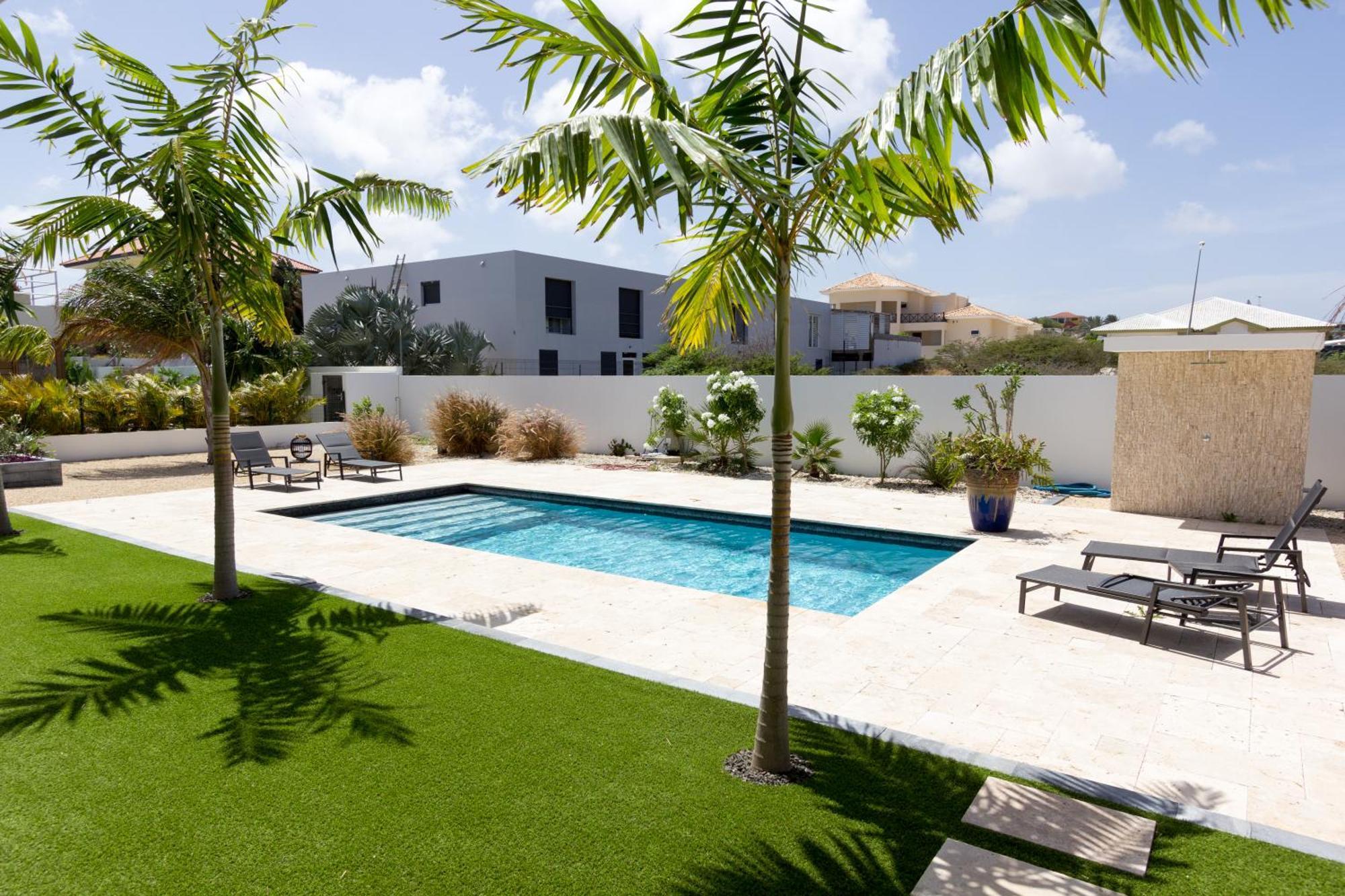Goudhaen Luxury Private Apartments Jan Thiel Beach Zewnętrze zdjęcie