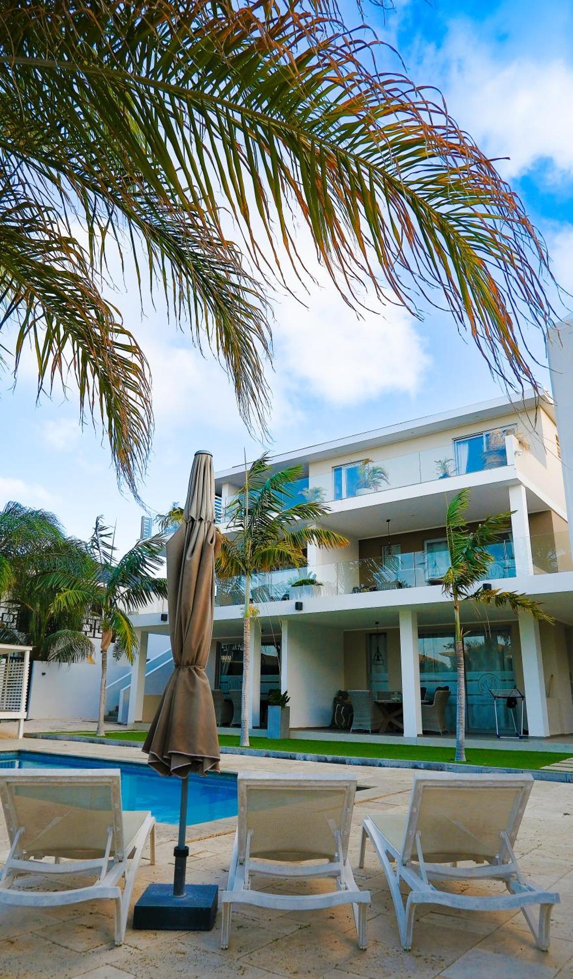 Goudhaen Luxury Private Apartments Jan Thiel Beach Zewnętrze zdjęcie